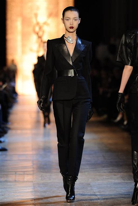 ysl tuxedo yorum|YSL women's tuxedo.